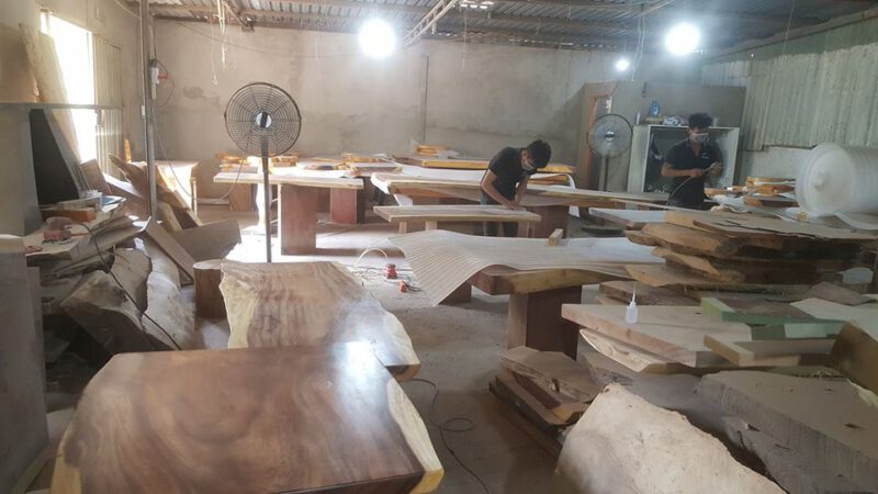 Xưởng sản xuất sỉ bàn gỗ me tây