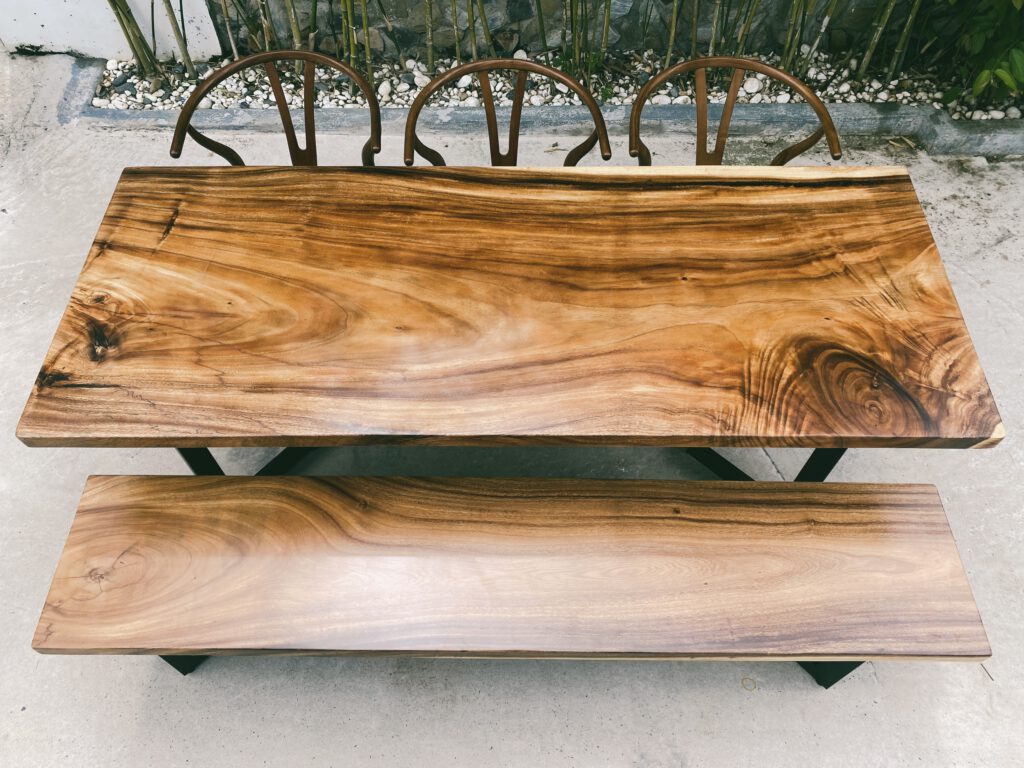 3 bộ bàn ăn mặt gỗ nguyên tấm bán chạy nhất